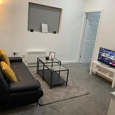 Apartment In Bham City Centre Free Parking Sleeps 3 Birmingham Zewnętrze zdjęcie